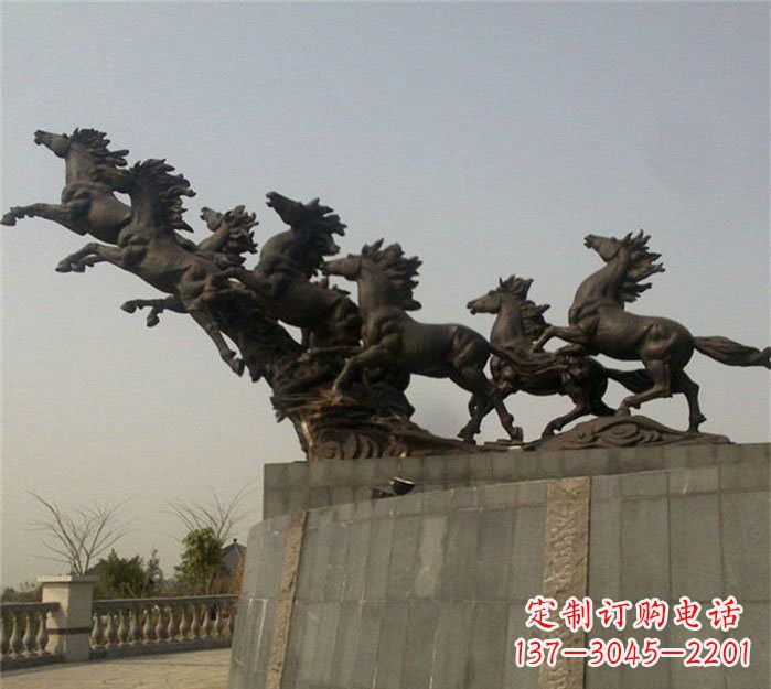 安阳八匹奔马铜雕
