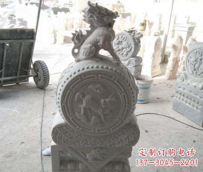 安阳抱鼓石麒麟门墩石雕