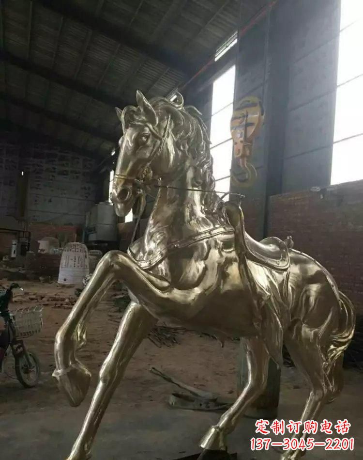 安阳奔马铜雕