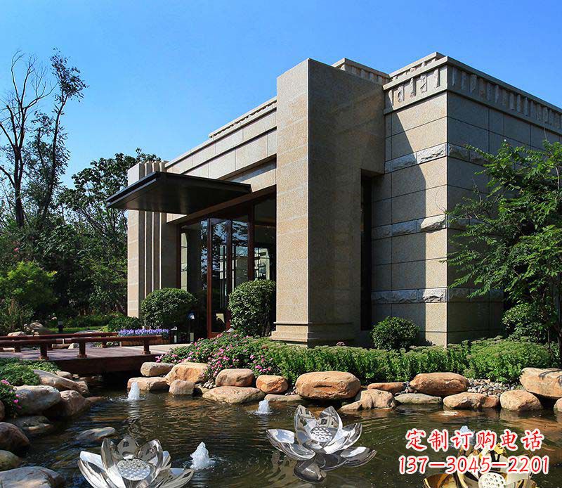 安阳别墅不锈钢镜面莲花雕塑