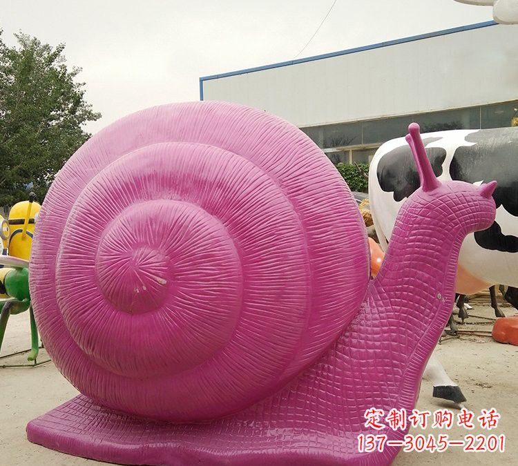 安阳玻璃钢彩色蜗牛雕塑