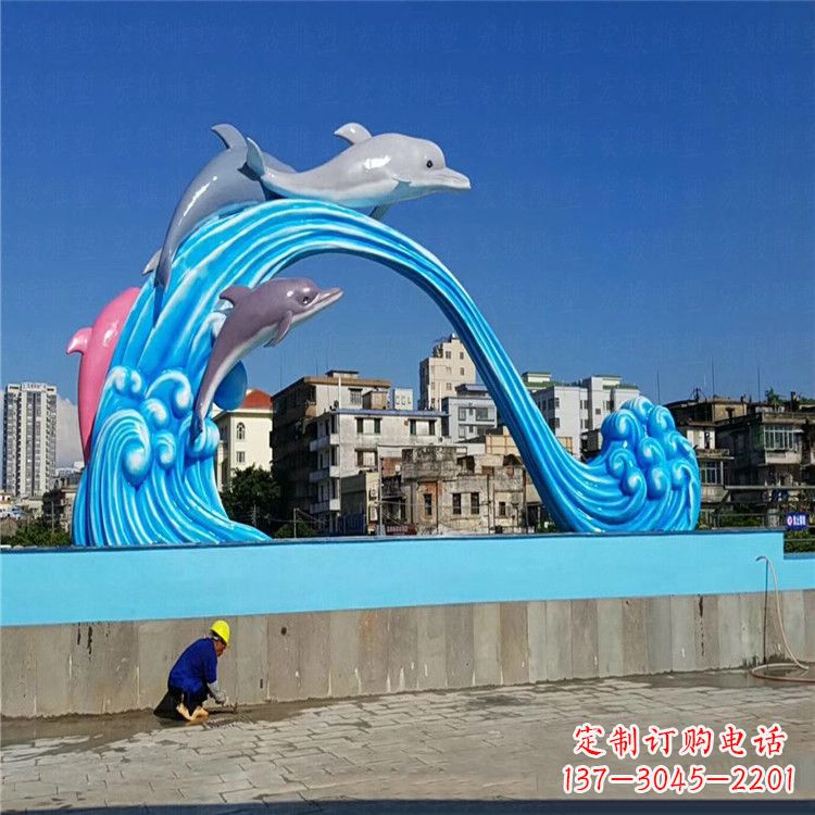 安阳玻璃钢大型景观海豚雕塑-游泳馆游乐场景观雕塑