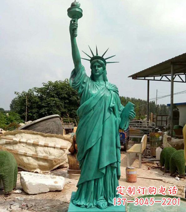 安阳玻璃钢仿青铜自由女神像雕塑