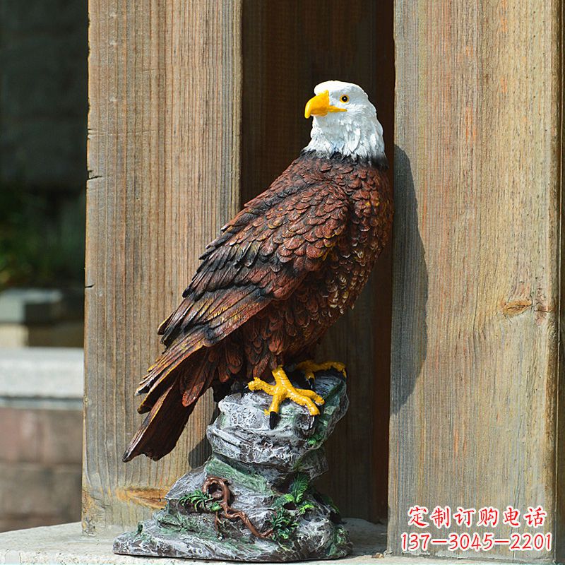 安阳玻璃钢仿真动物老鹰雕塑