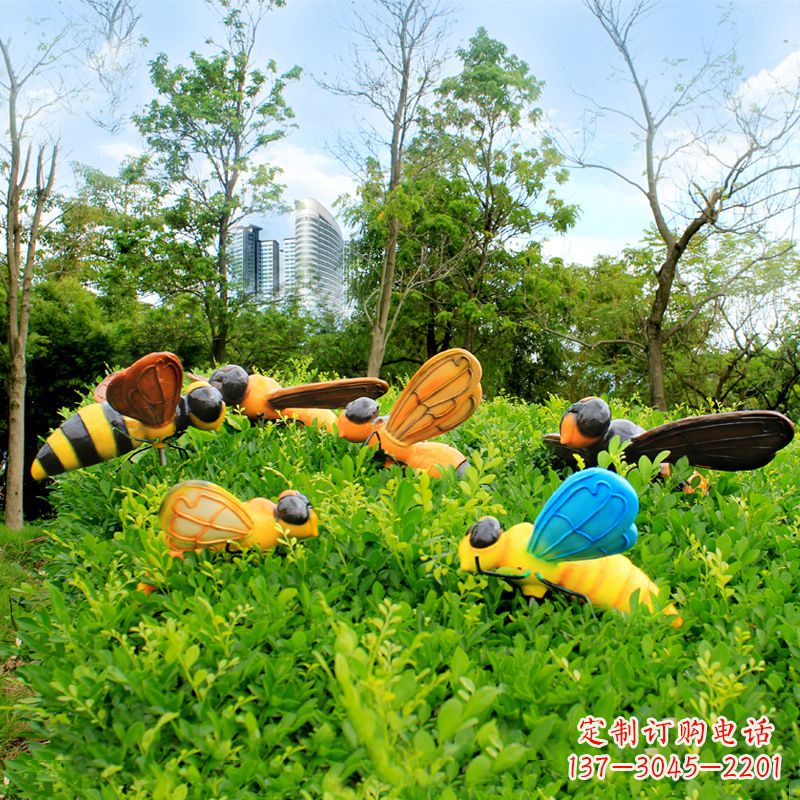 安阳玻璃钢仿真蜜蜂-公园草丛花丛动物雕塑摆件