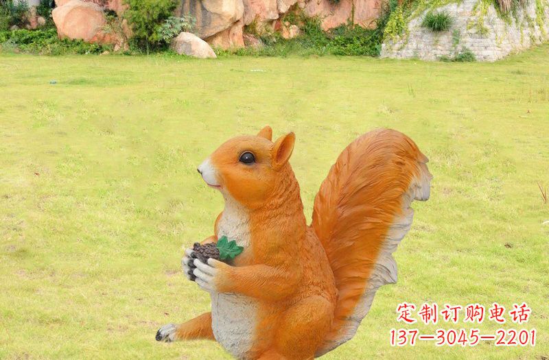 安阳玻璃钢仿真松鼠