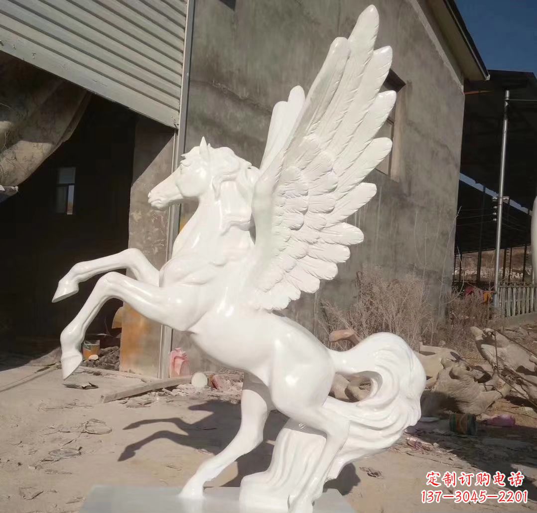 安阳玻璃钢飞马雕塑 动物雕塑