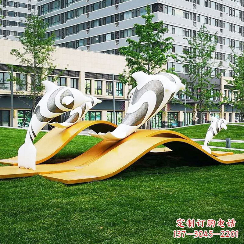 安阳玻璃钢海豚景观雕塑-城市园林创意动物景观雕塑