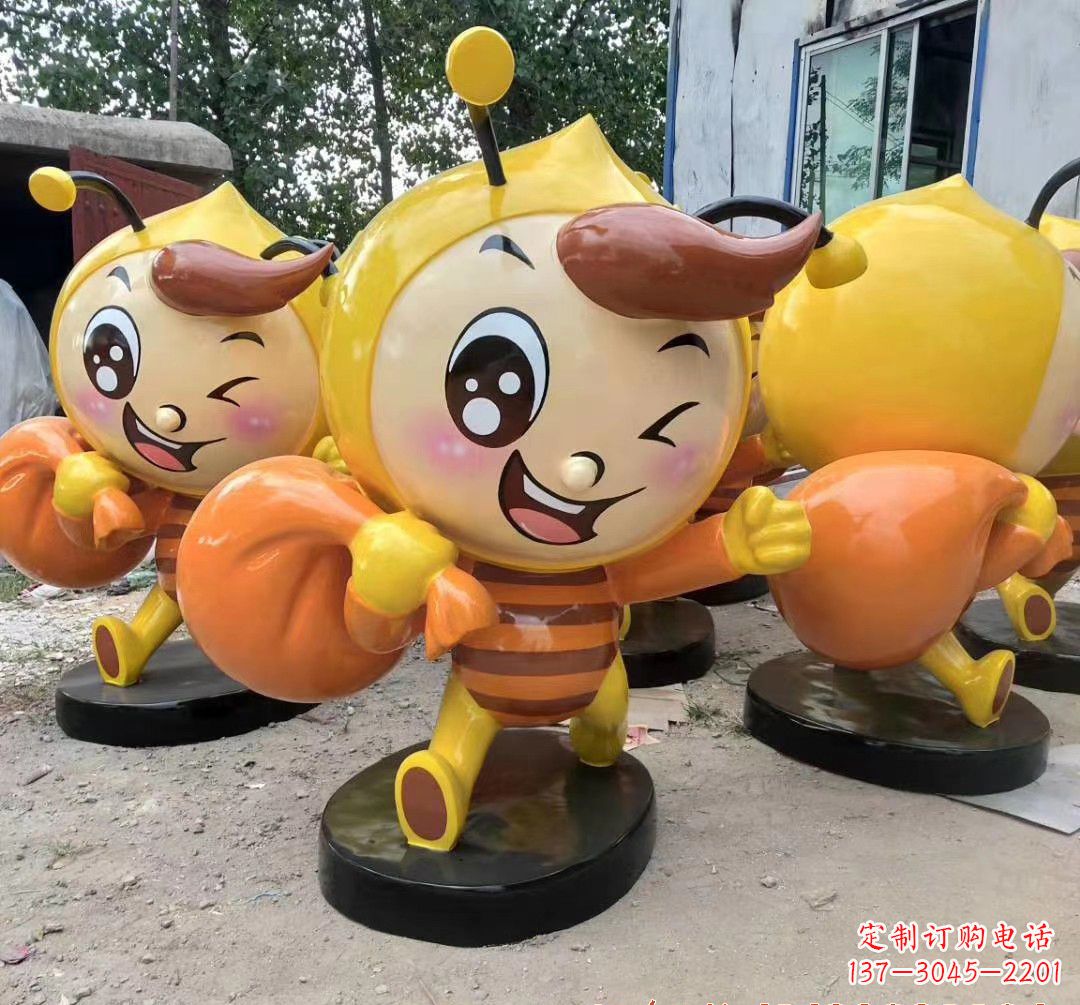 安阳玻璃钢卡通蜜蜂雕塑 (2)