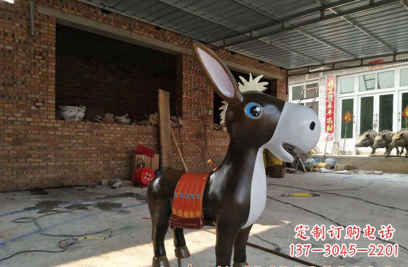 安阳玻璃钢卡通小毛驴雕塑