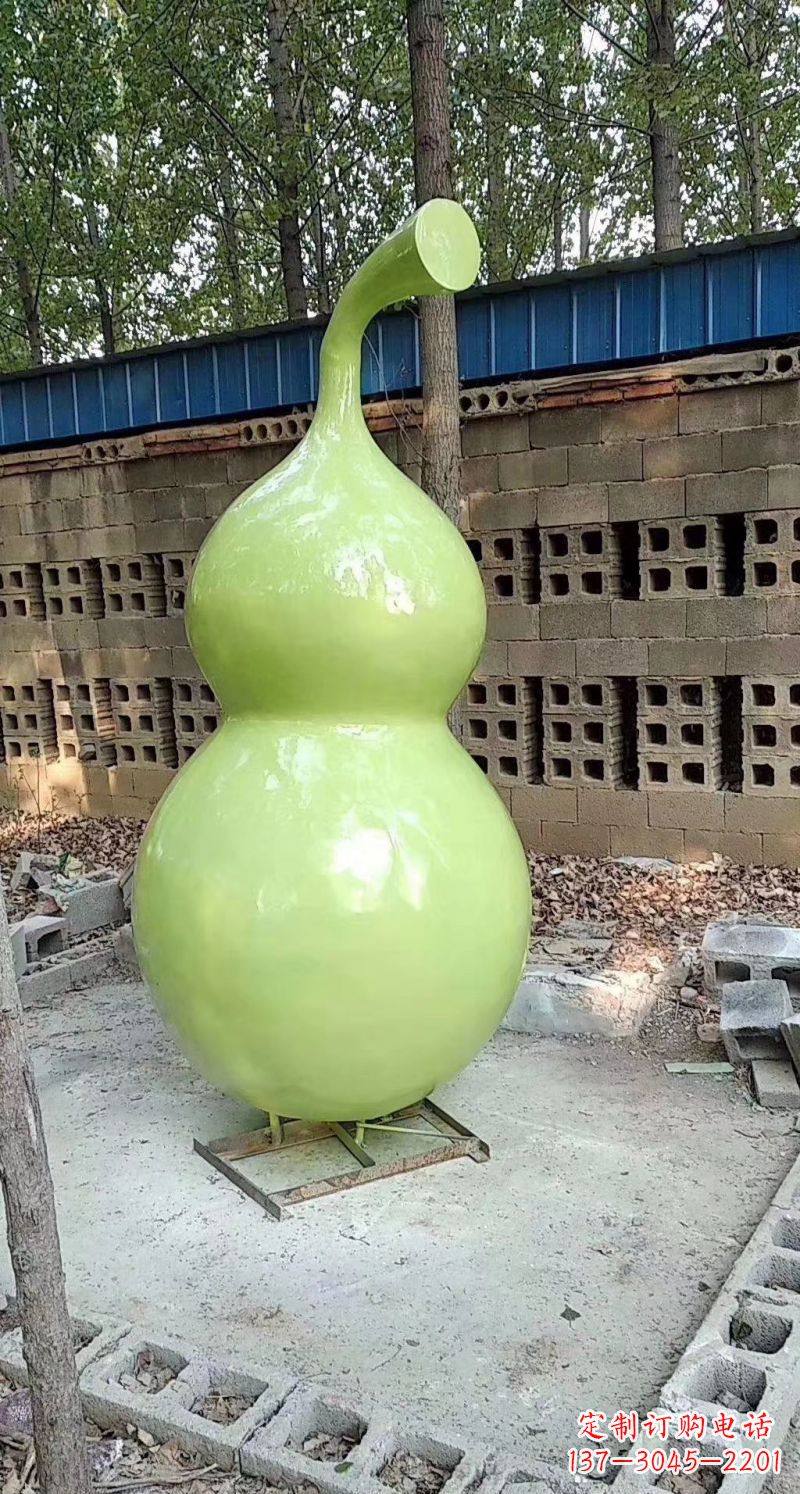 安阳玻璃钢烤漆园林葫芦雕塑 