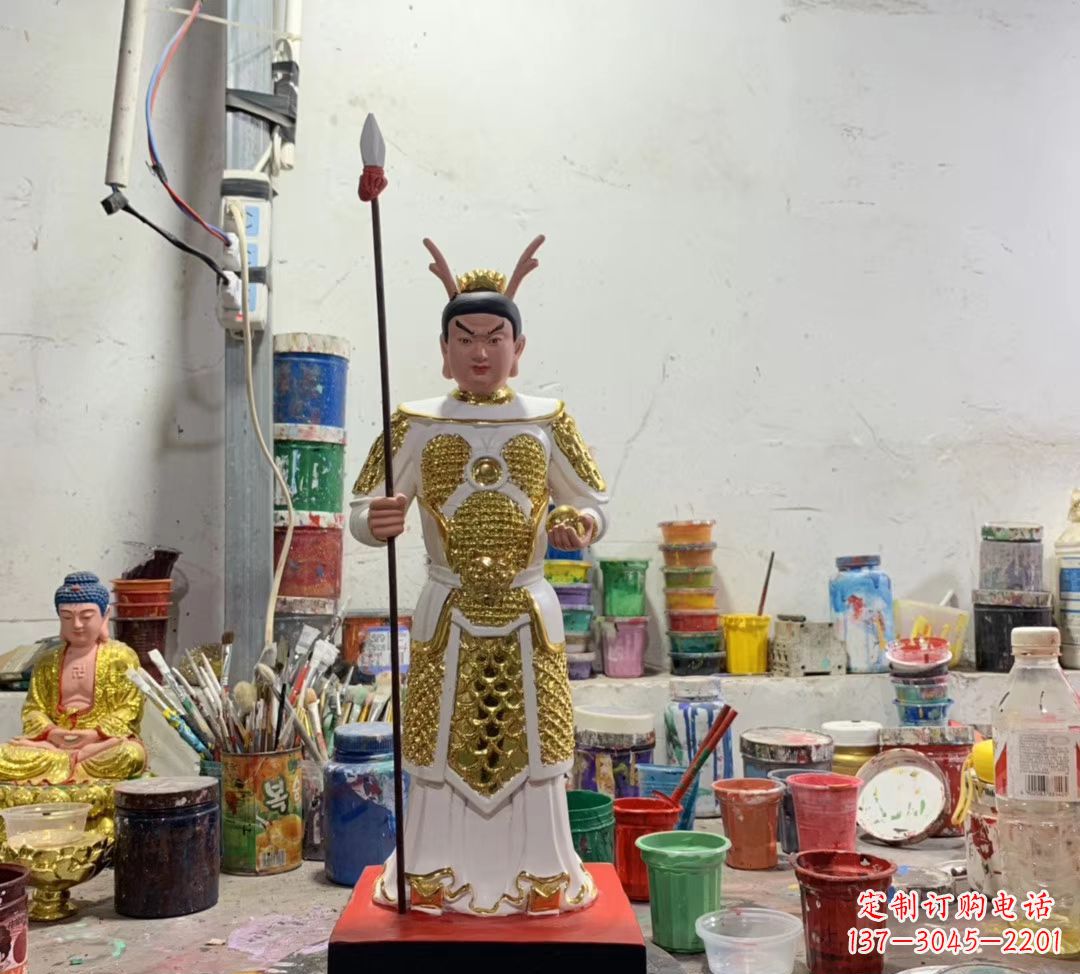 安阳玻璃钢龙王三太子雕塑户外摆件
