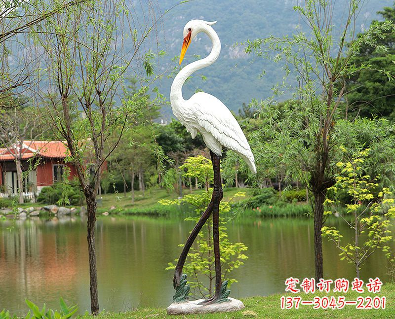 安阳玻璃钢仙鹤雕塑价格