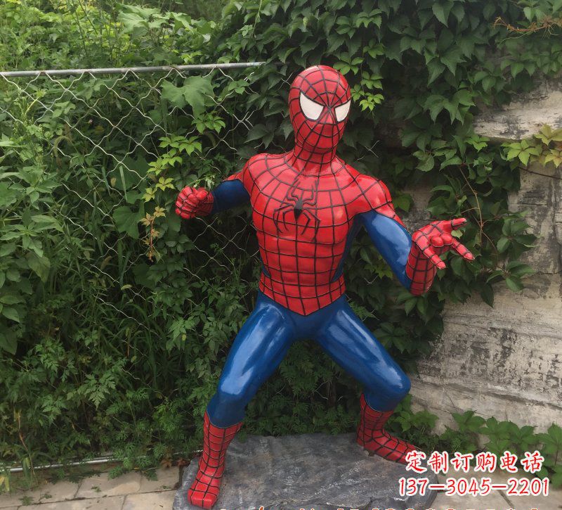 安阳玻璃钢蜘蛛侠雕塑