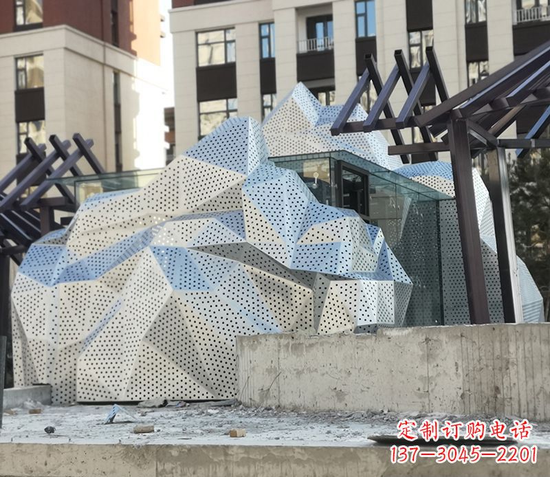 安阳不锈钢别墅假山景观雕塑