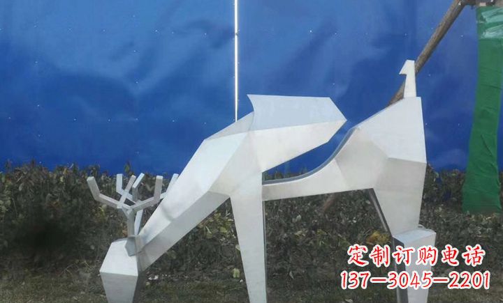 安阳不锈钢不规则梅花鹿公园景观雕塑