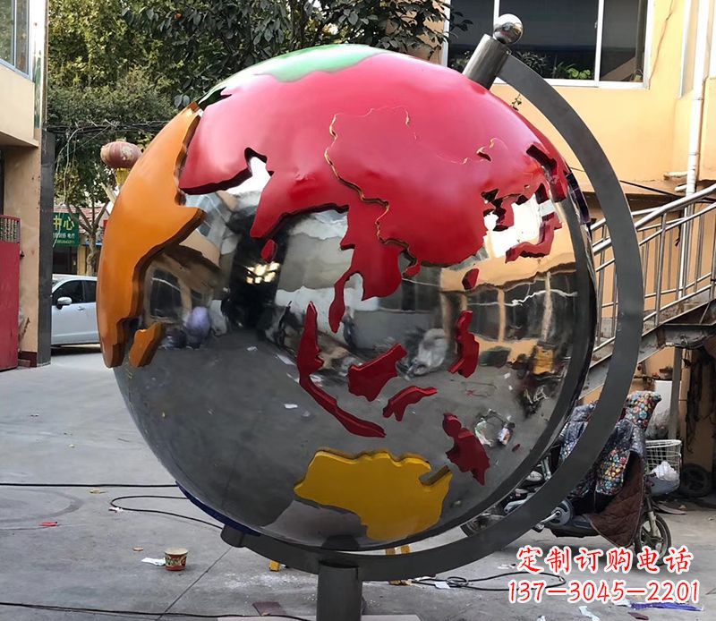 安阳不锈钢彩绘地球仪雕塑
