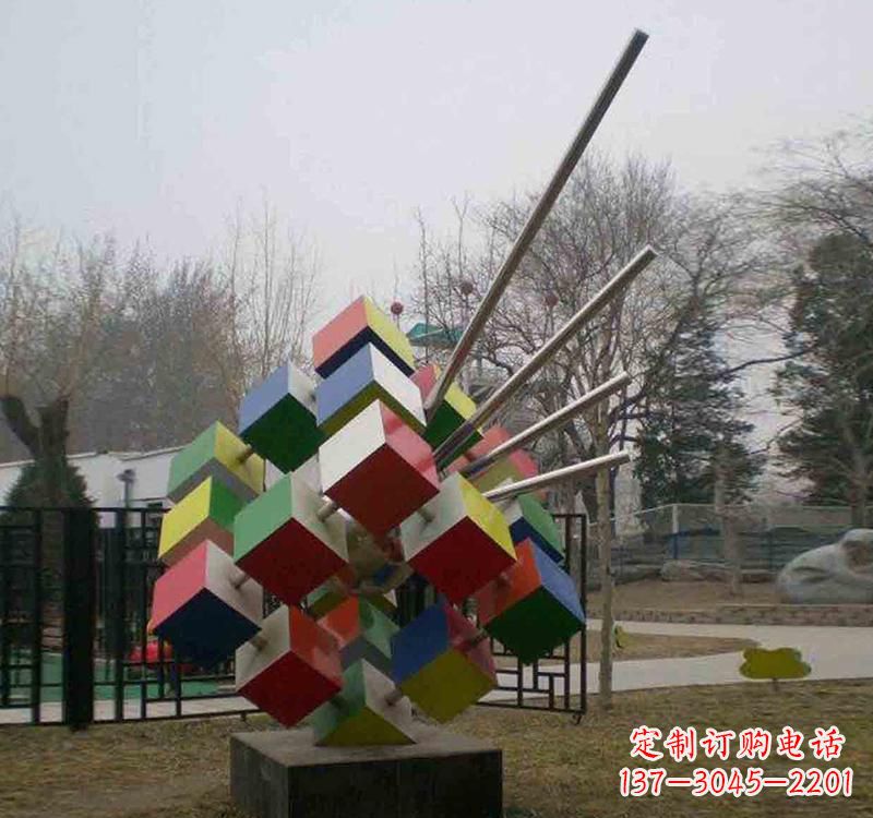 安阳不锈钢彩色魔方雕塑