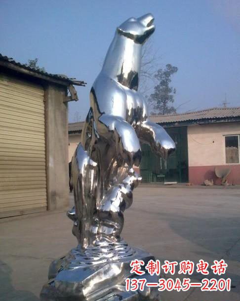 安阳不锈钢抽象北极熊雕塑