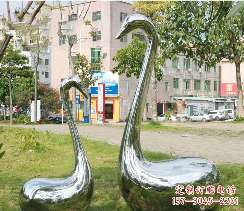 安阳不锈钢抽象动物雕塑2