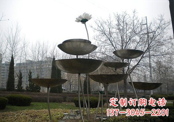 安阳不锈钢抽象荷花雕塑