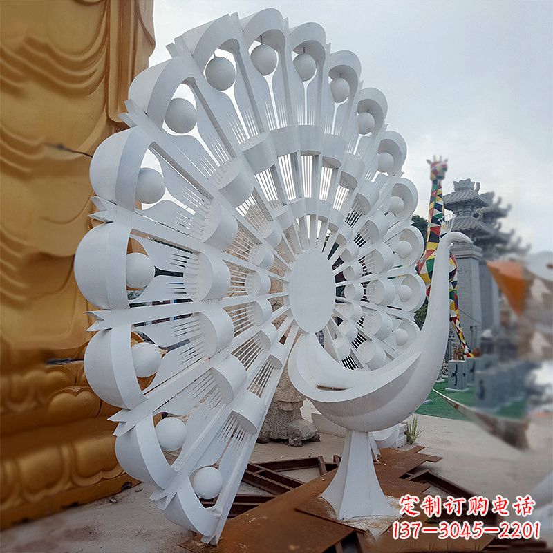 安阳不锈钢抽象孔雀雕塑