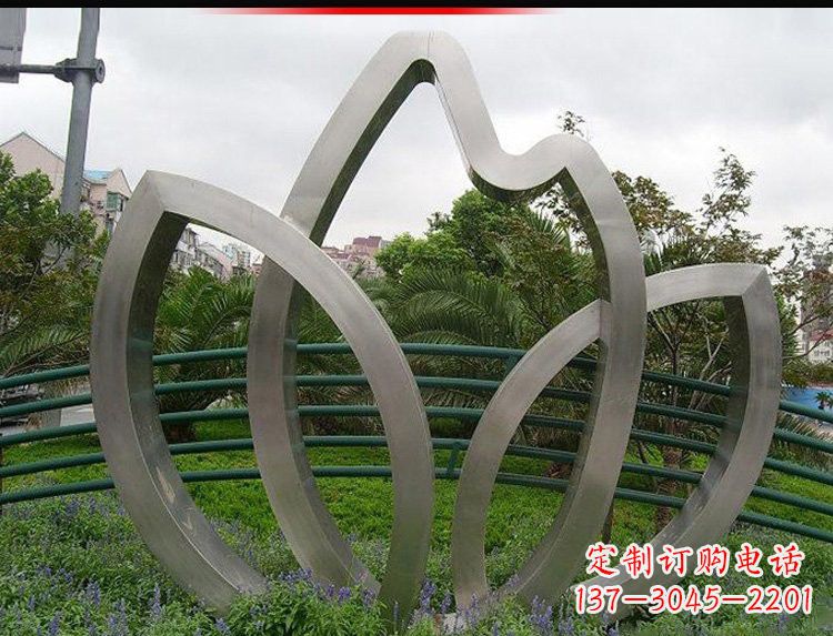 安阳不锈钢抽象树叶雕塑2