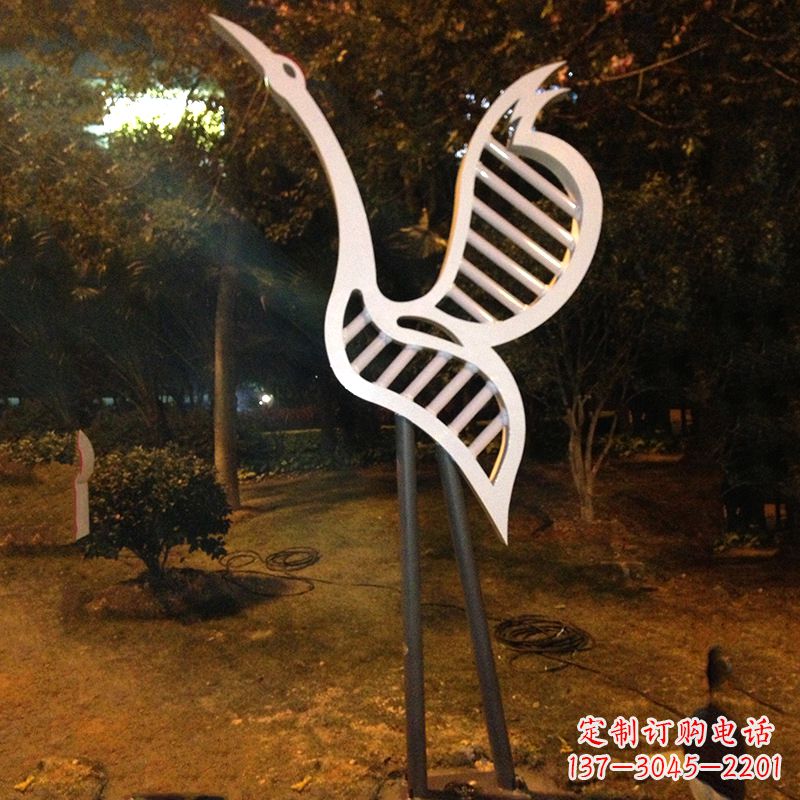 安阳不锈钢抽象仙鹤灯光雕塑