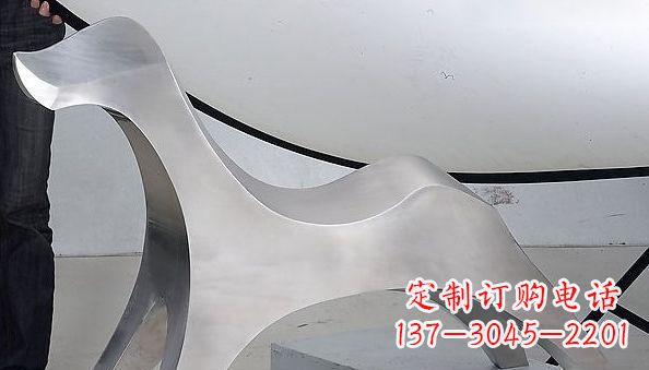 安阳不锈钢抽象小狗动物雕塑