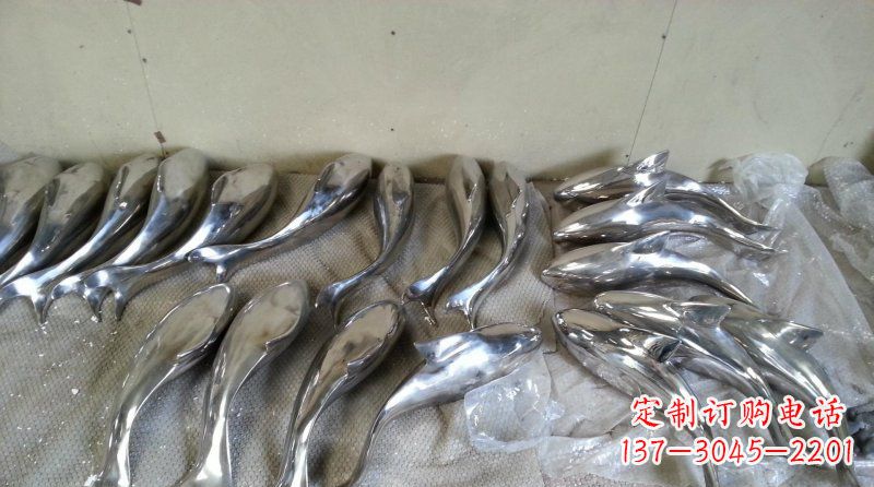 安阳不锈钢抽象鱼动物雕塑