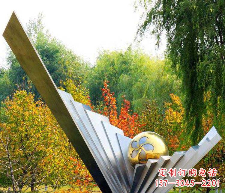 安阳不锈钢大型翅膀景观雕塑