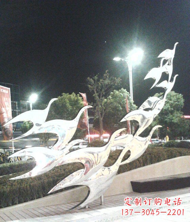 安阳不锈钢大雁抽象动物雕塑