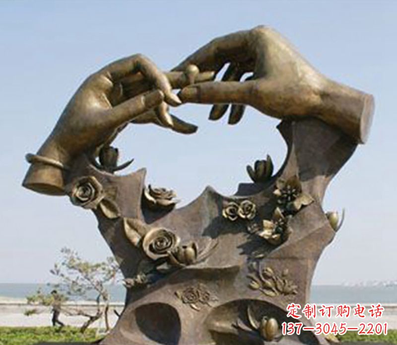 安阳不锈钢戴戒指雕塑