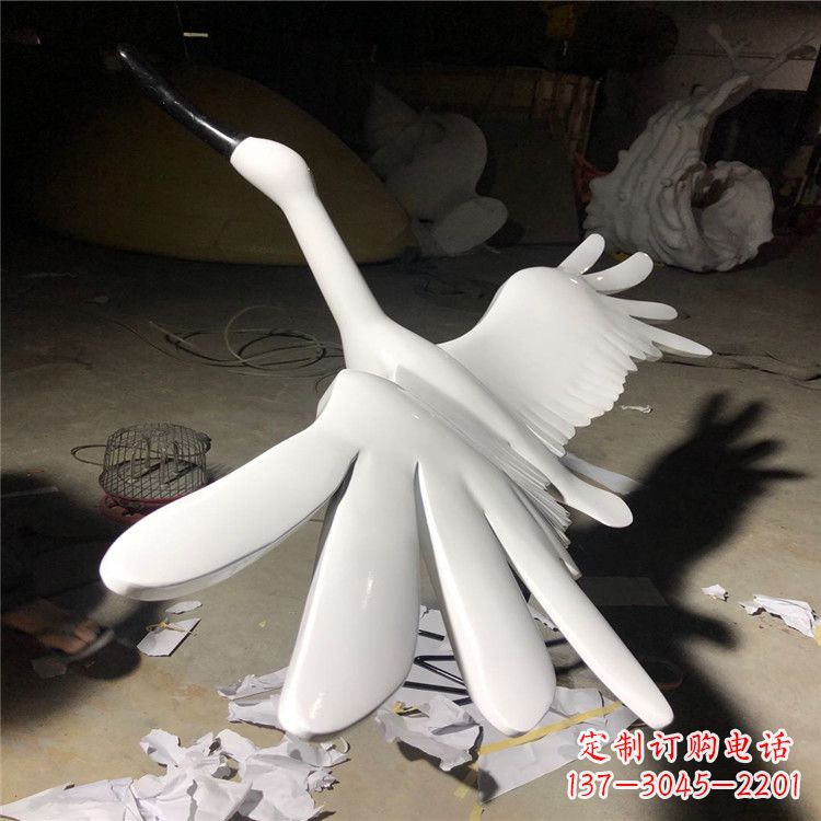 安阳不锈钢丹顶鹤雕塑