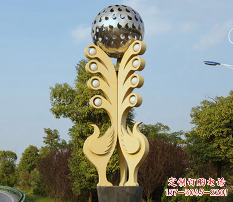 安阳不锈钢公鸡抽象雕塑