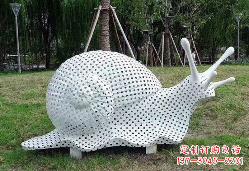 安阳不锈钢公园编织蜗牛雕塑
