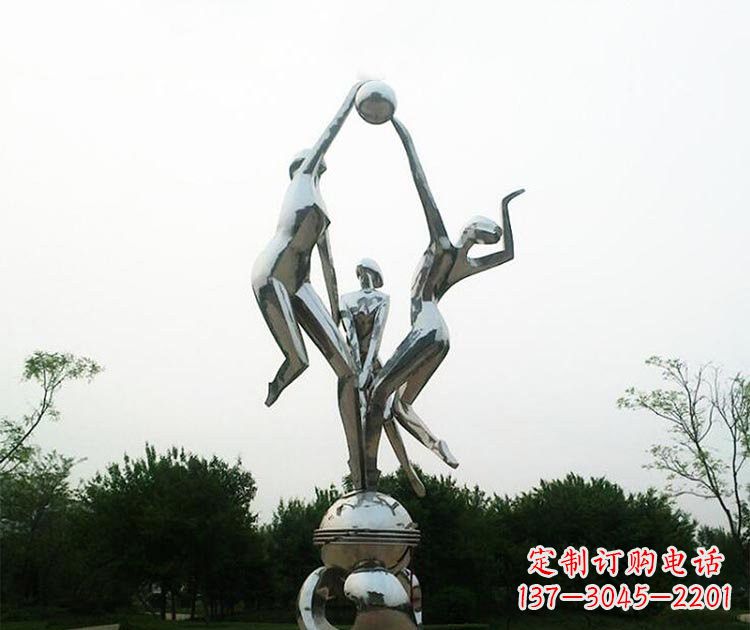 安阳不锈钢公园打排球的女孩雕塑