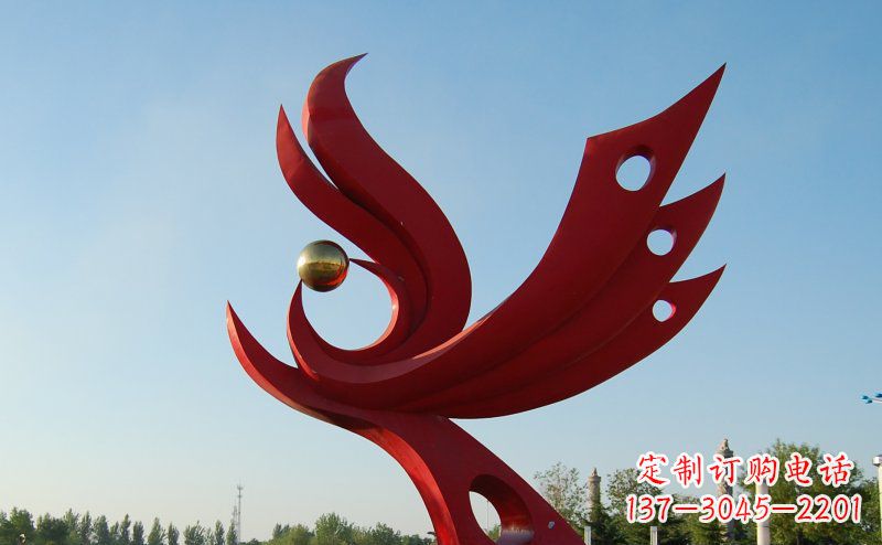 安阳不锈钢公园的凤凰雕塑