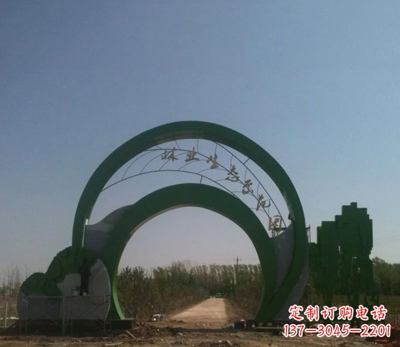 安阳不锈钢拱门雕塑给家园增添艺术气息