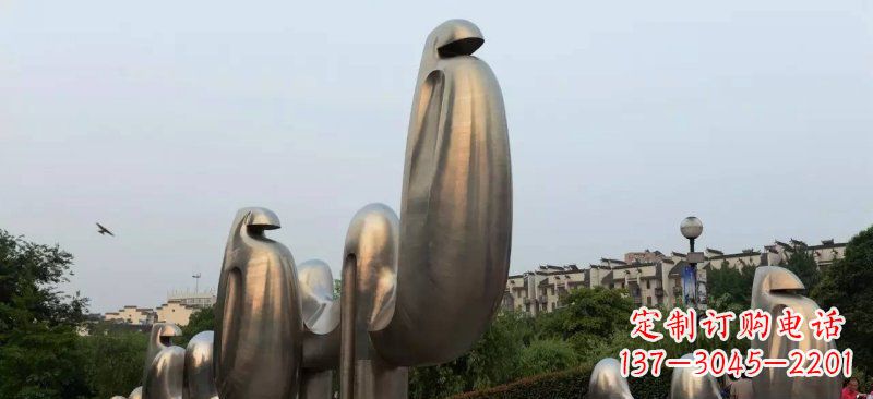 安阳不锈钢广场抽象骆驼景观雕塑