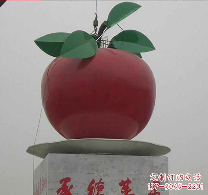 安阳不锈钢苹果雕塑一件充满艺术气息的作品