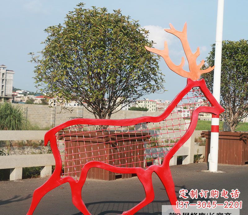 安阳不锈钢广场网格动物鹿