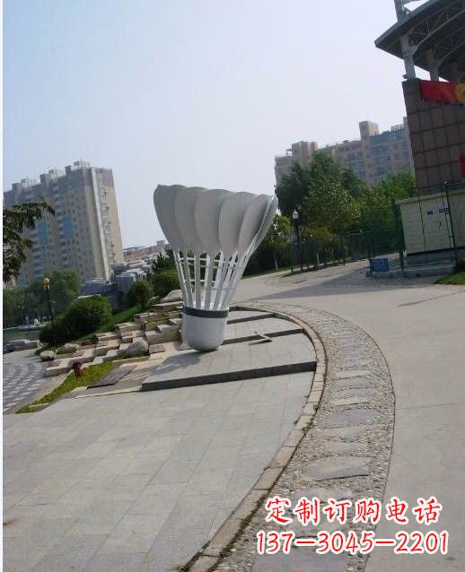 安阳不锈钢广场羽毛球雕塑
