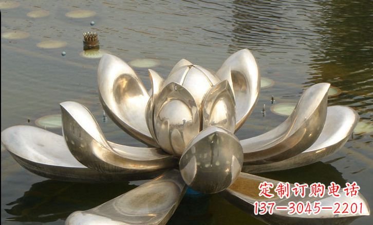 安阳不锈钢荷花水中景观雕塑