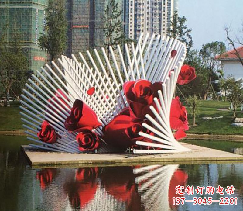 安阳不锈钢湖边红玫瑰雕塑