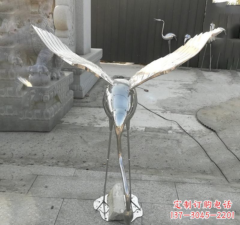 安阳不锈钢户外动物仙鹤雕塑