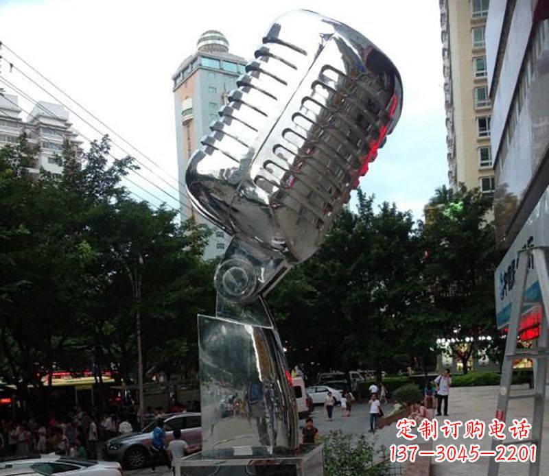安阳不锈钢话筒雕塑