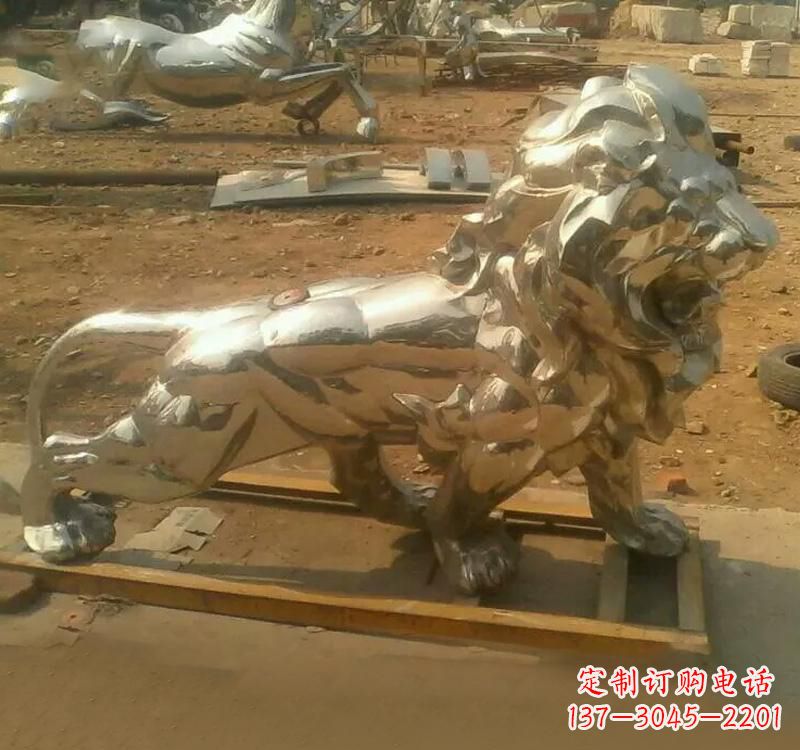安阳不锈钢几何动物狮子雕塑