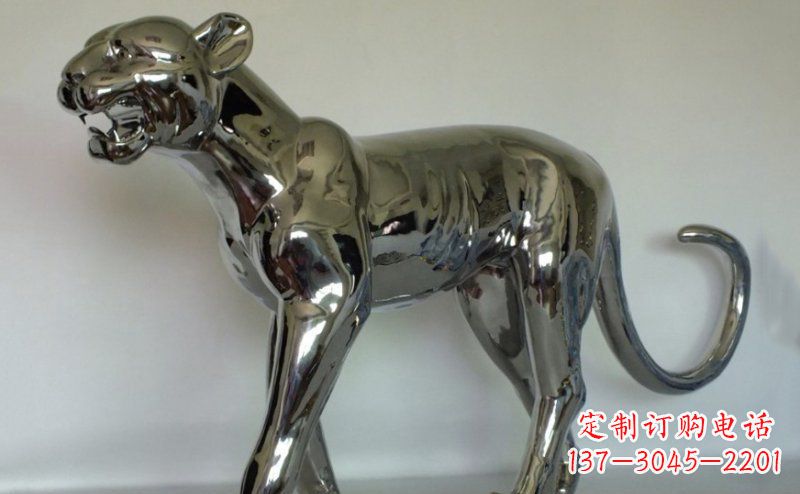 安阳不锈钢金钱豹雕塑