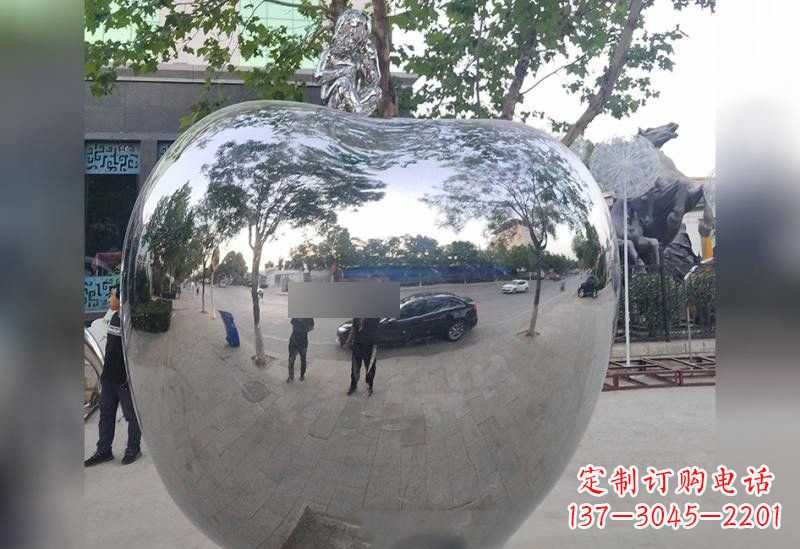 安阳不锈钢景区镜面苹果雕塑